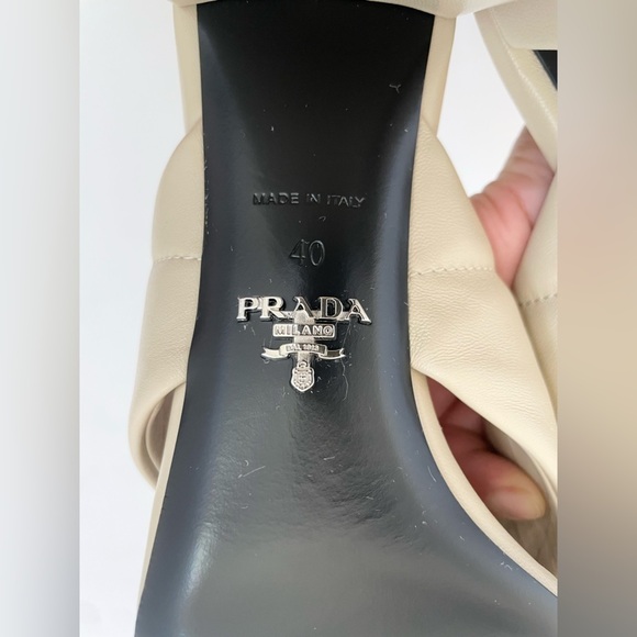 Prada Beige pebbled leather quilted criss cross 65mm block heel mules EU 40 - Picture 12 of 14